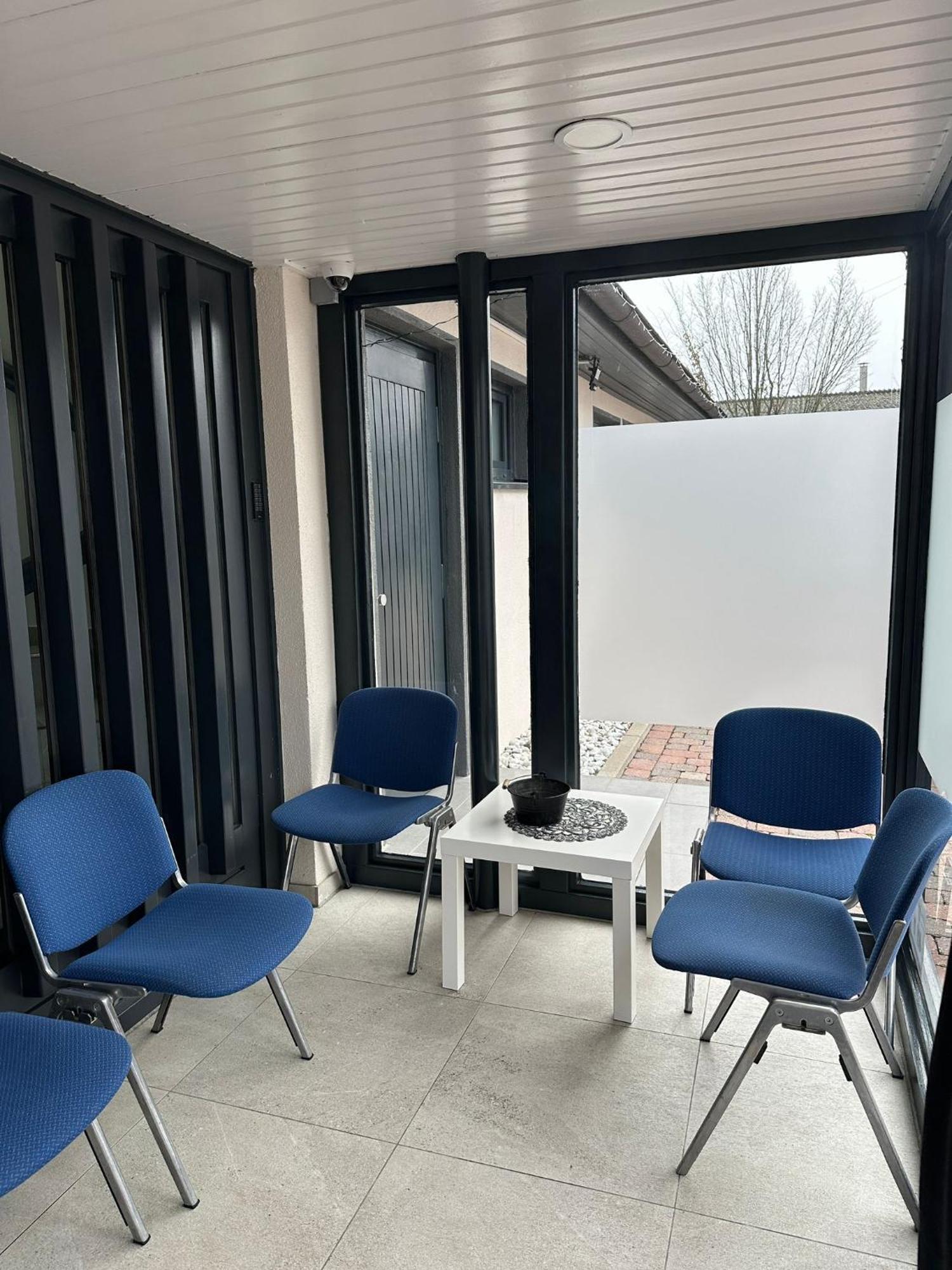 Mk Hostel Oyten - Free Wifi & Parking - 24H Check-In Bagian luar foto