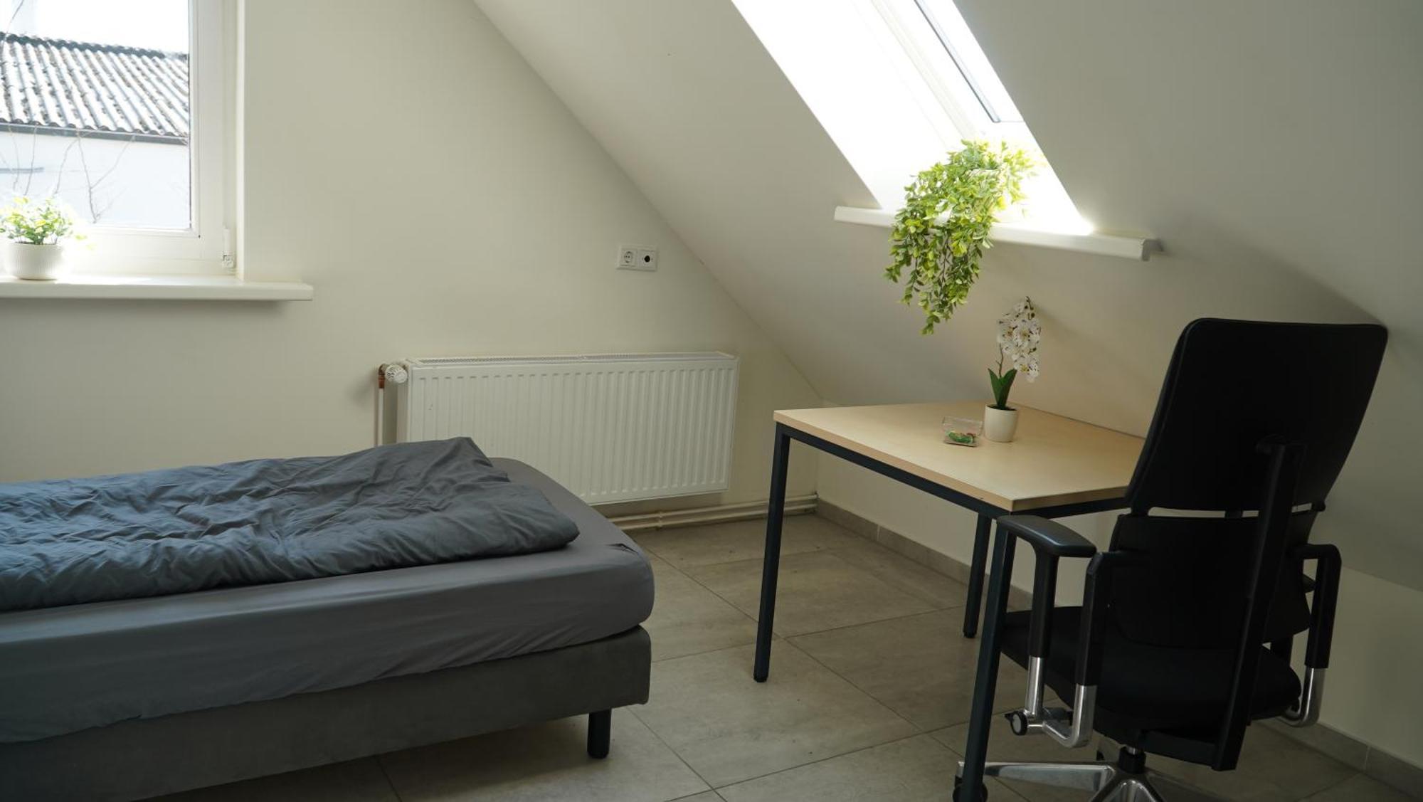 Mk Hostel Oyten - Free Wifi & Parking - 24H Check-In Bagian luar foto
