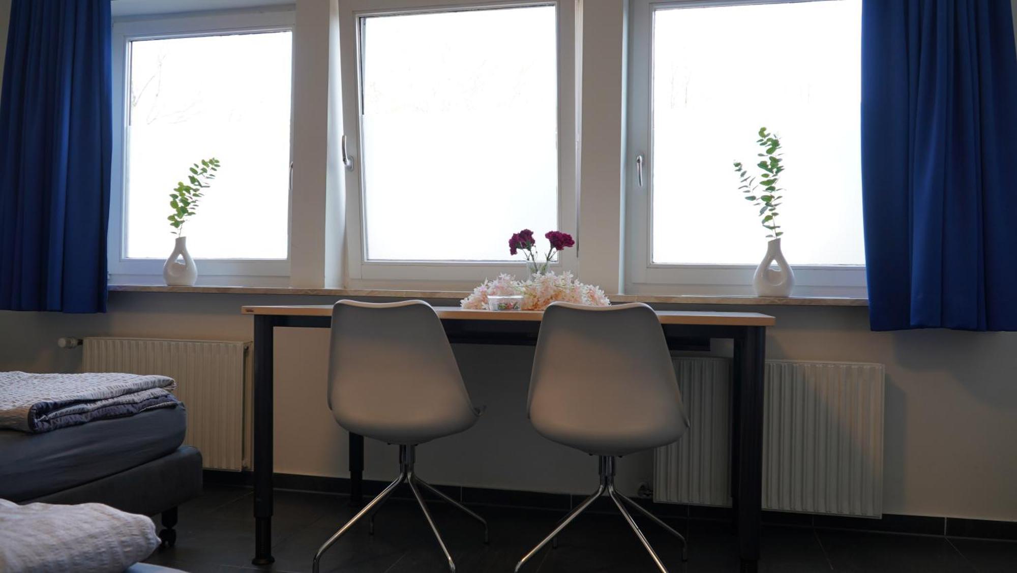 Mk Hostel Oyten - Free Wifi & Parking - 24H Check-In Bagian luar foto