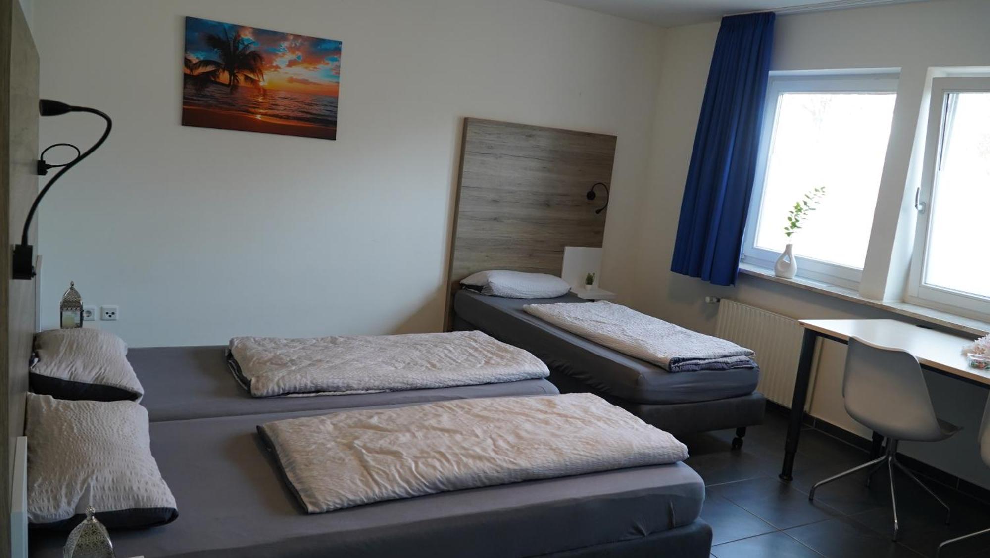 Mk Hostel Oyten - Free Wifi & Parking - 24H Check-In Bagian luar foto