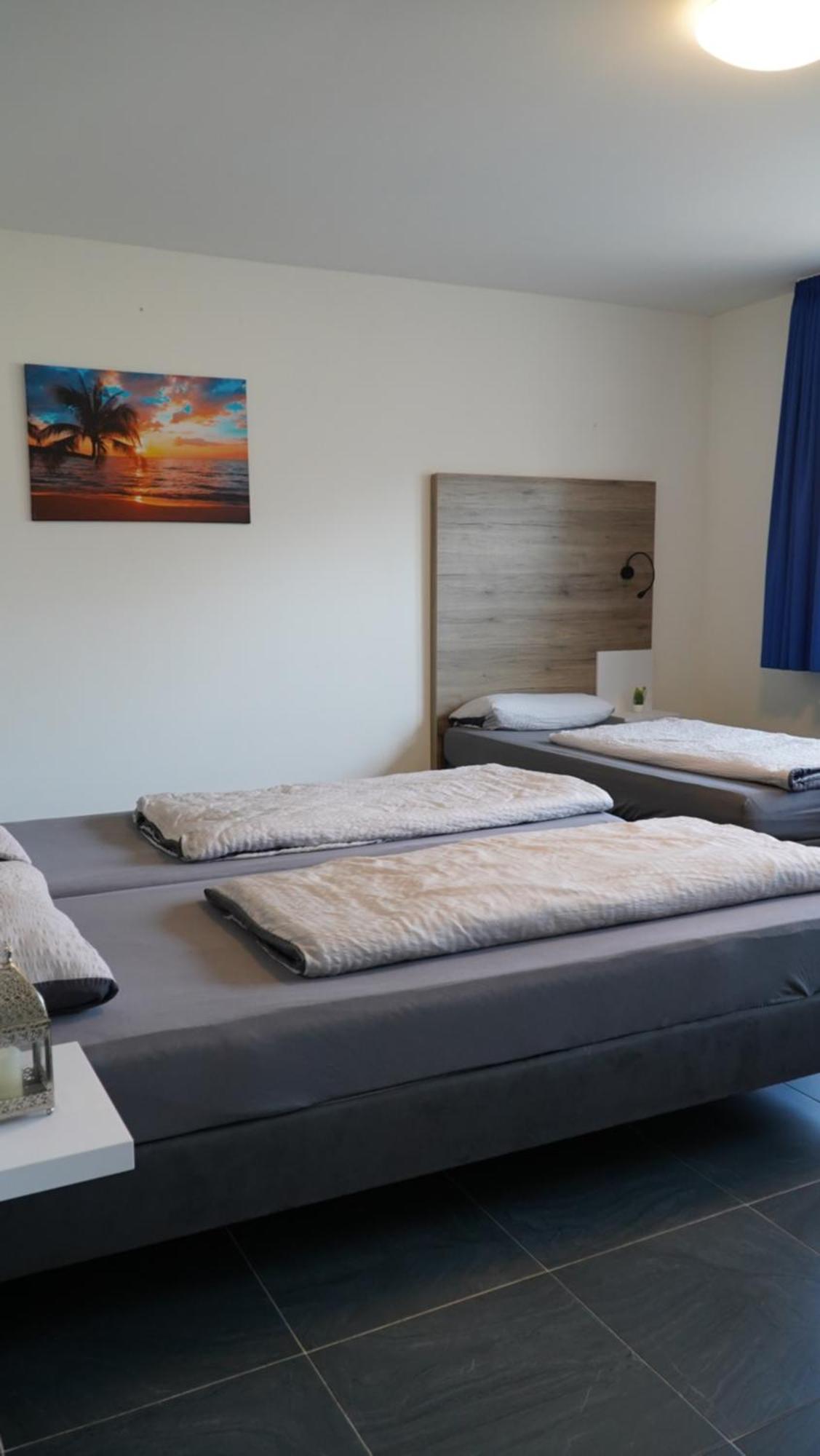 Mk Hostel Oyten - Free Wifi & Parking - 24H Check-In Bagian luar foto