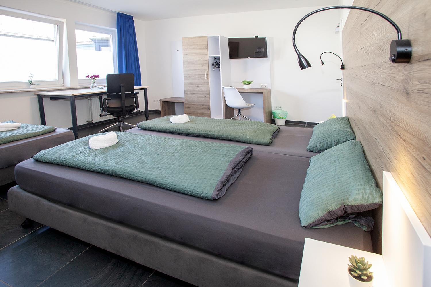 Mk Hostel Oyten - Free Wifi & Parking - 24H Check-In Bagian luar foto